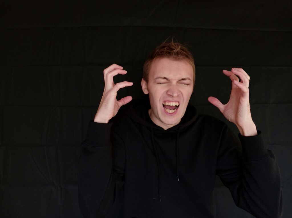 怒る・発狂・限界